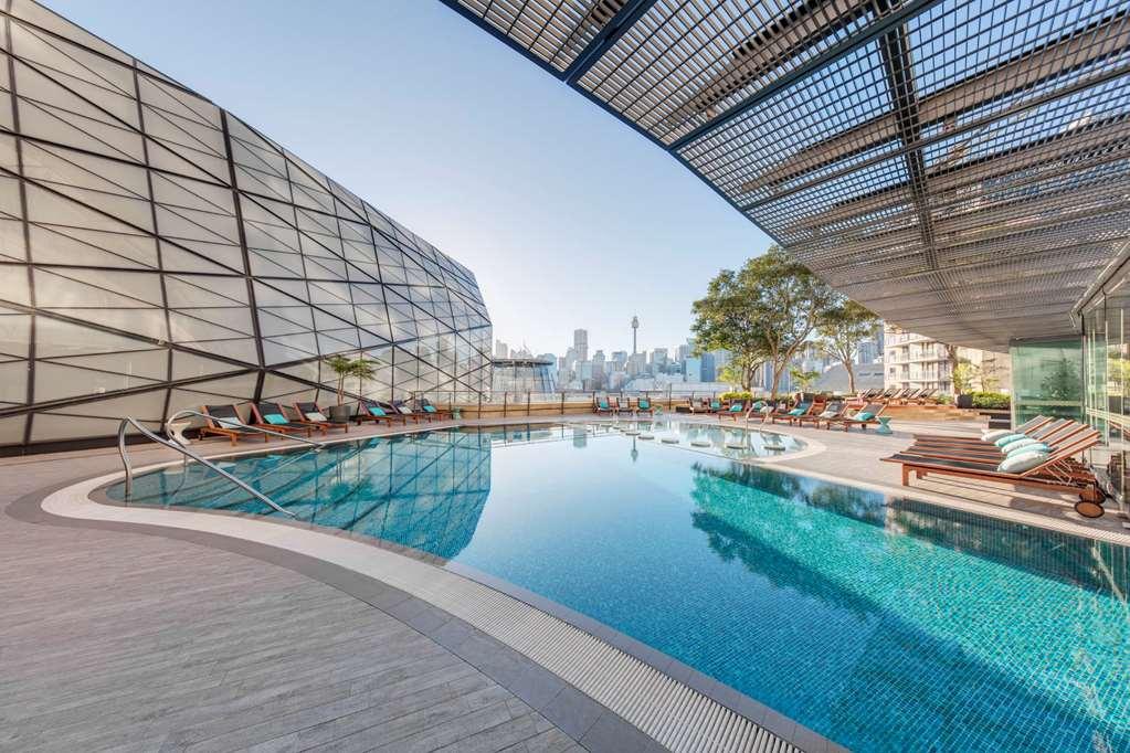 悉尼星辰大酒店和公寓 设施 照片 The rooftop pool at The Star Gold Coast