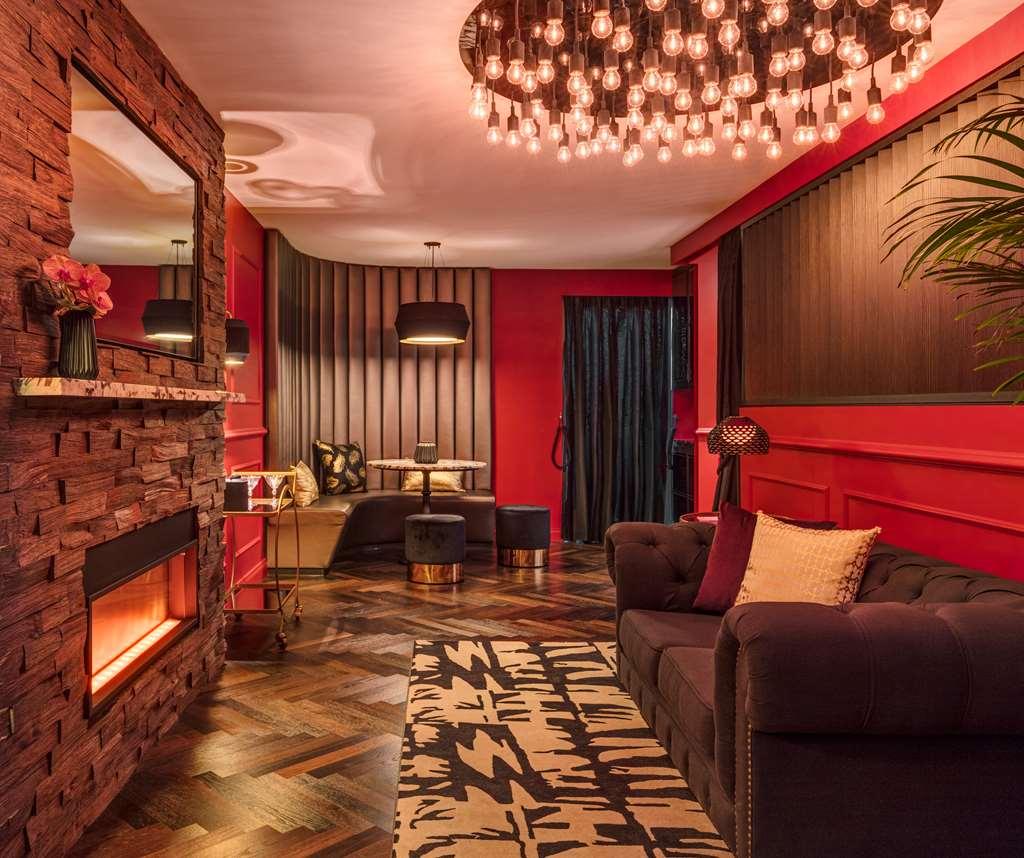 悉尼星辰大酒店和公寓 客房 照片 The interior of the hotel