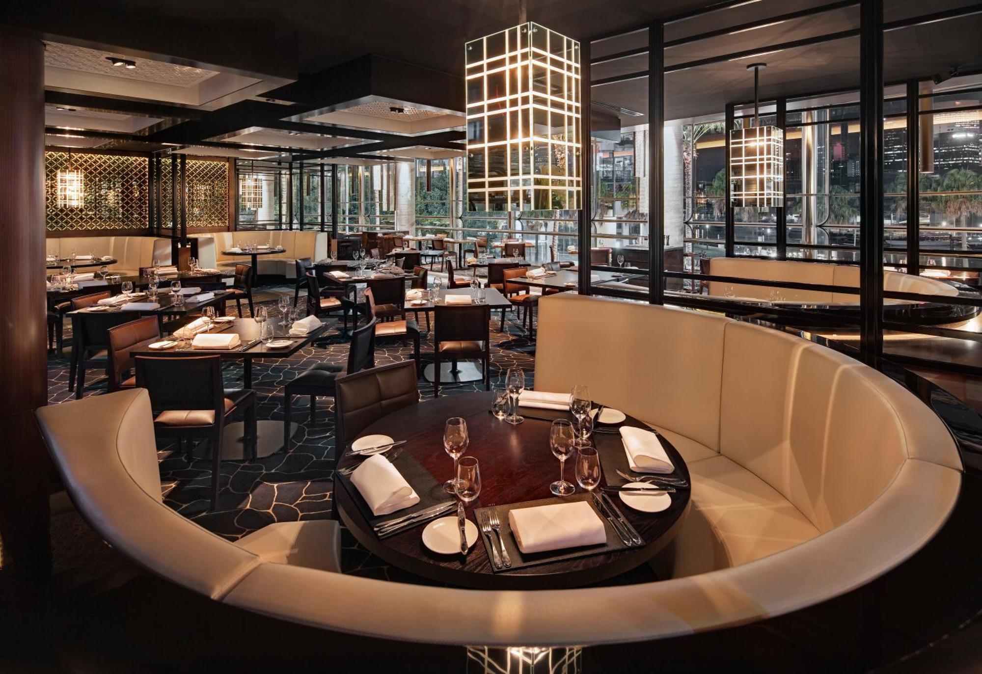 悉尼星辰大酒店和公寓 外观 照片 Interior of the restaurant