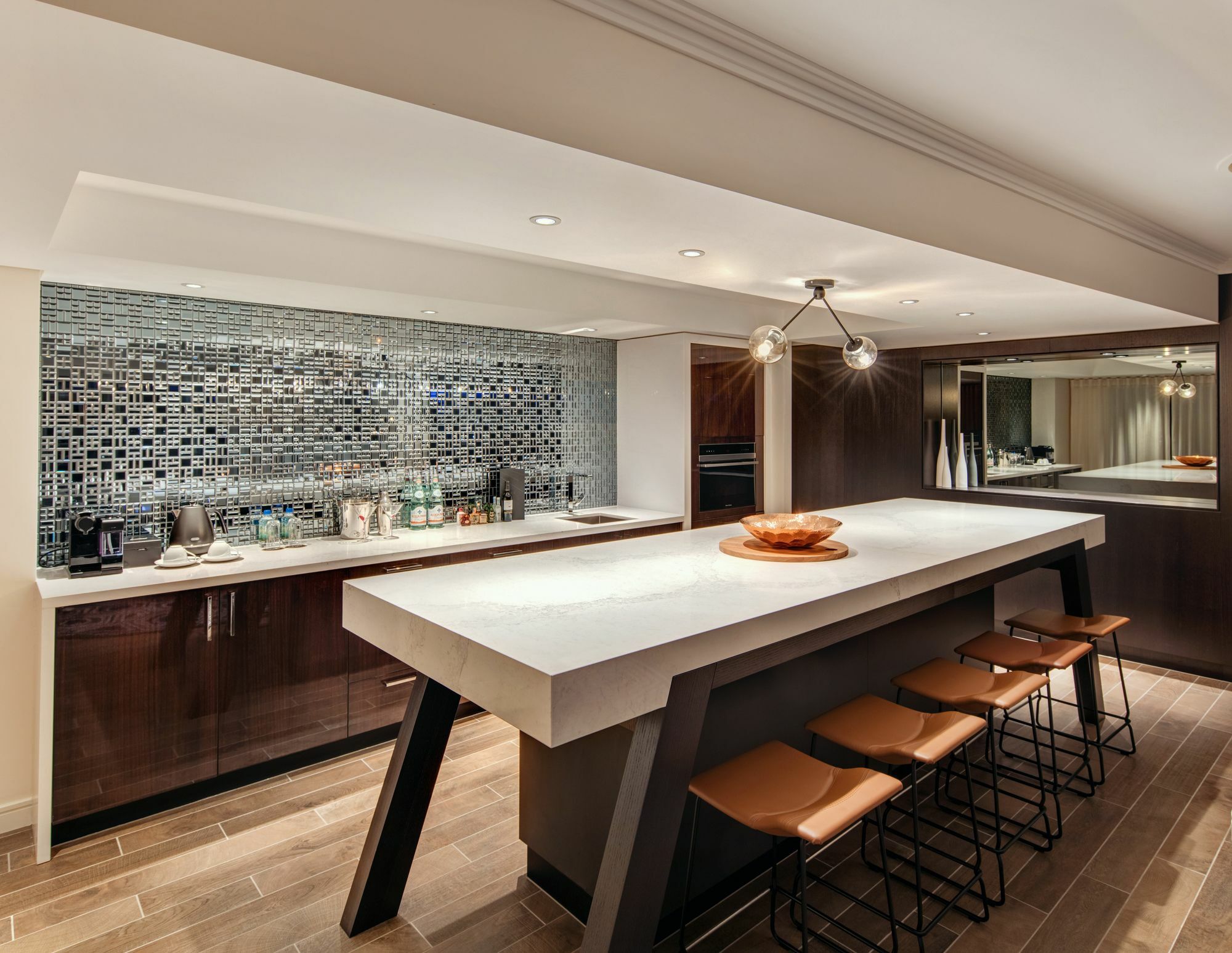 悉尼星辰大酒店和公寓 外观 照片 The kitchen at the 100 East 53rd Street penthouse